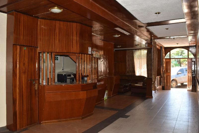 Nanyuki Ibis Hotel Экстерьер фото