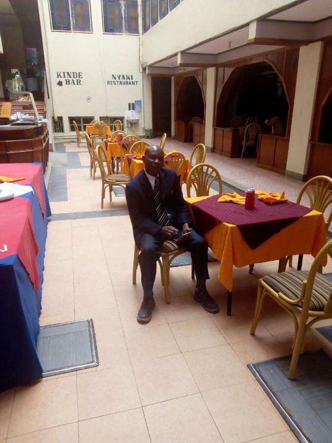 Nanyuki Ibis Hotel Экстерьер фото