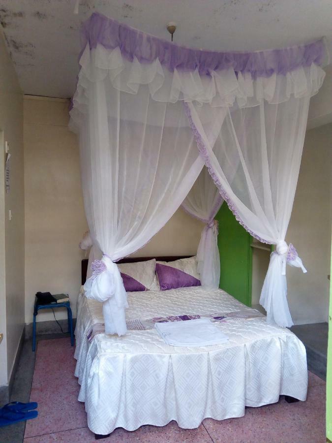 Nanyuki Ibis Hotel Экстерьер фото