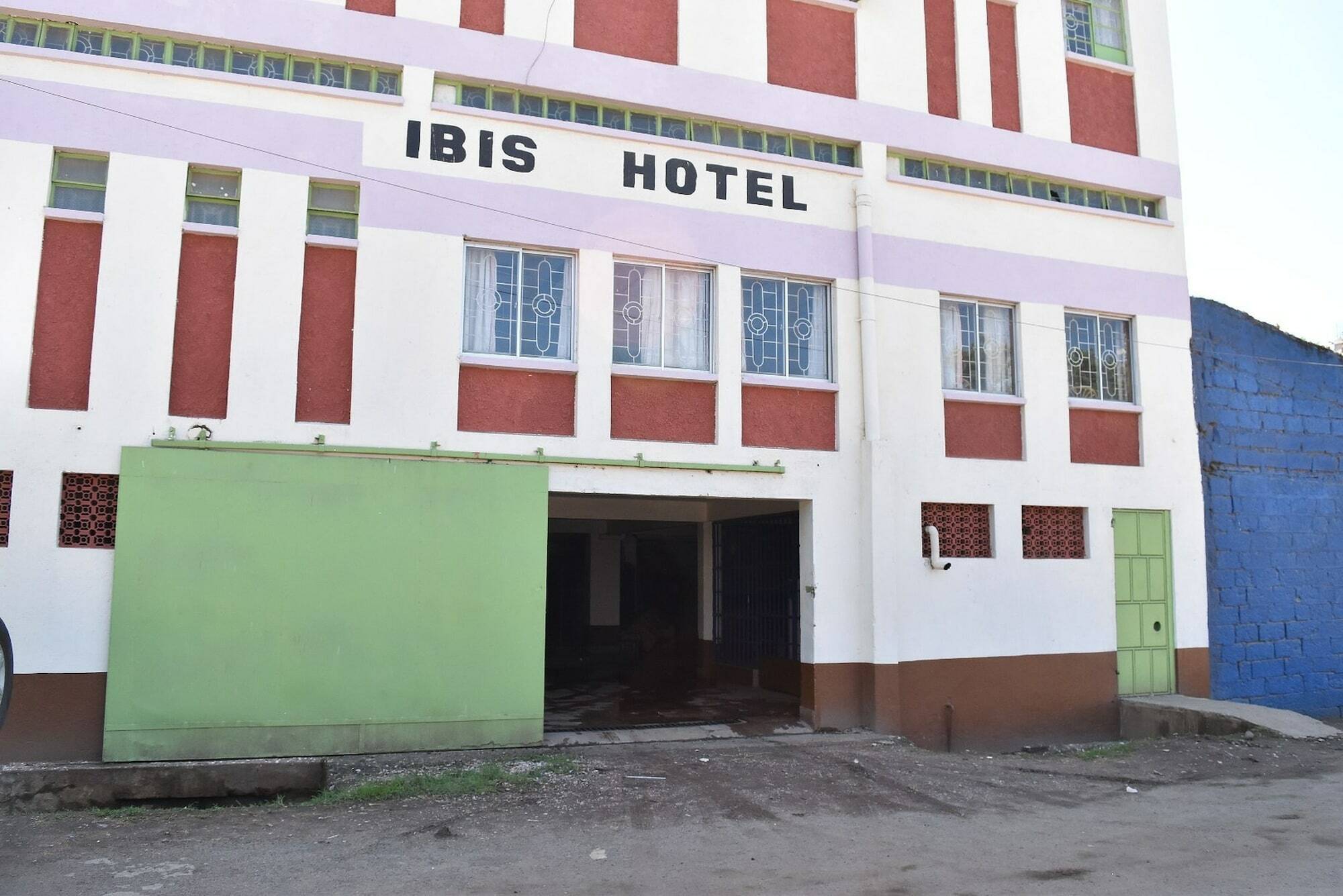 Nanyuki Ibis Hotel Экстерьер фото